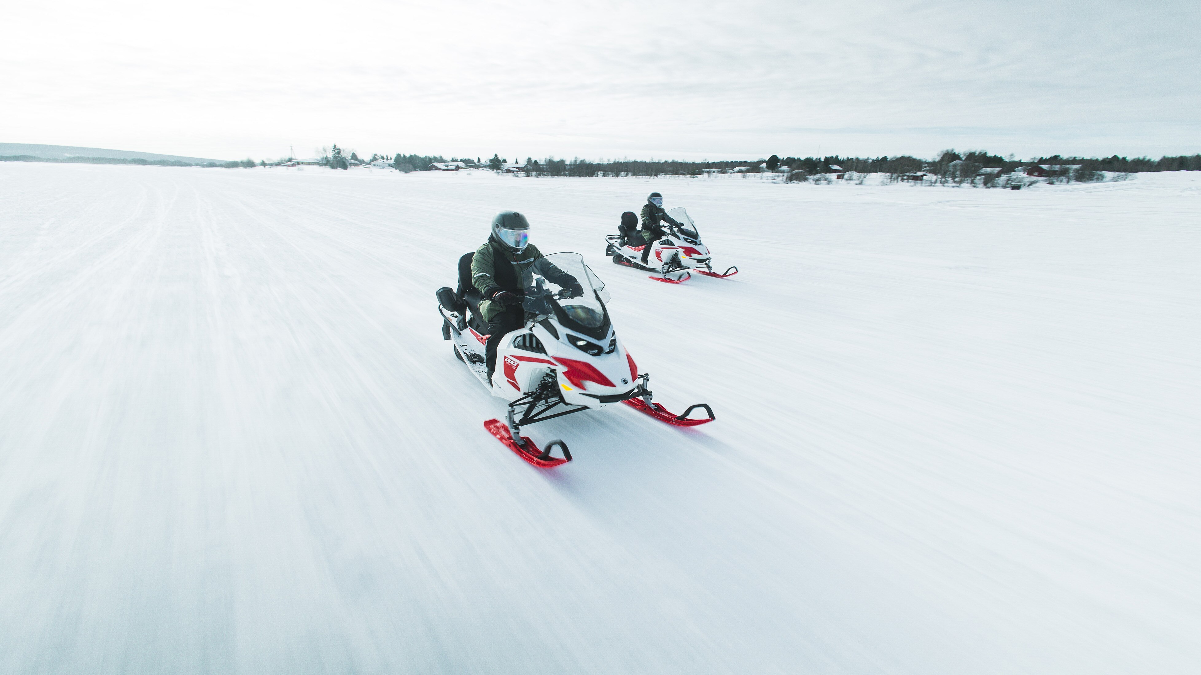 electric snowmobile riding super easy to handle by riders beginner